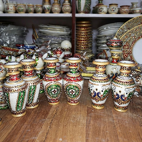 Marble flower pots with gold plating embroidery work - Image 2